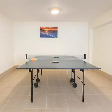 In Sleeps 6 Includes Swimming Pool And Air Con 3 Villa *